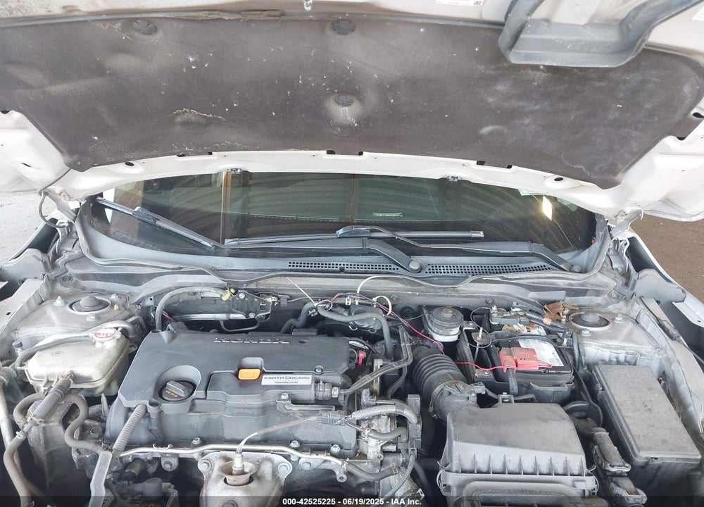 2018 HONDA CIVIC VIN: 2HGFC2F7XJH502644