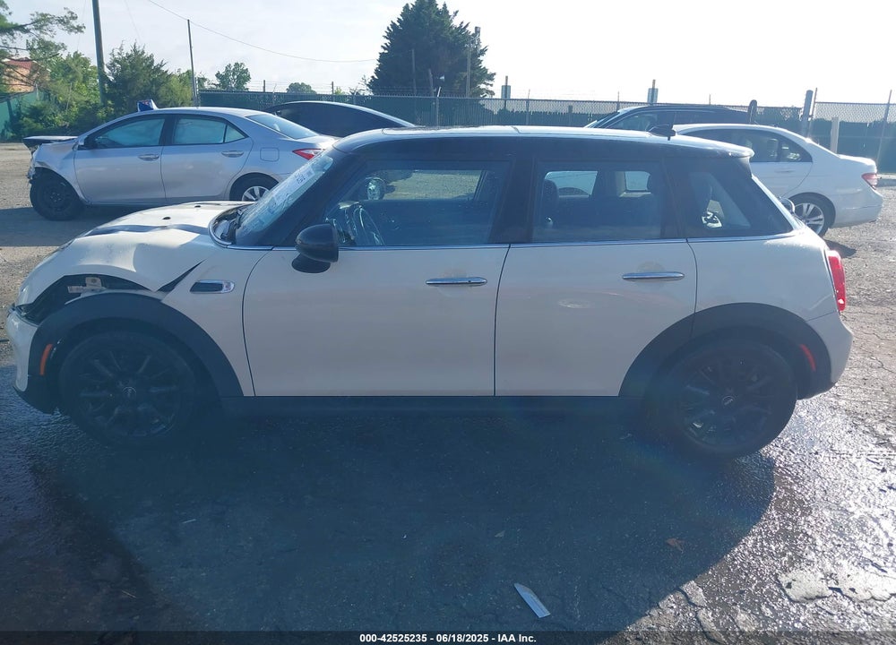 2019 MINI HARDTOP VIN: WMWXU1C5XK2J02832