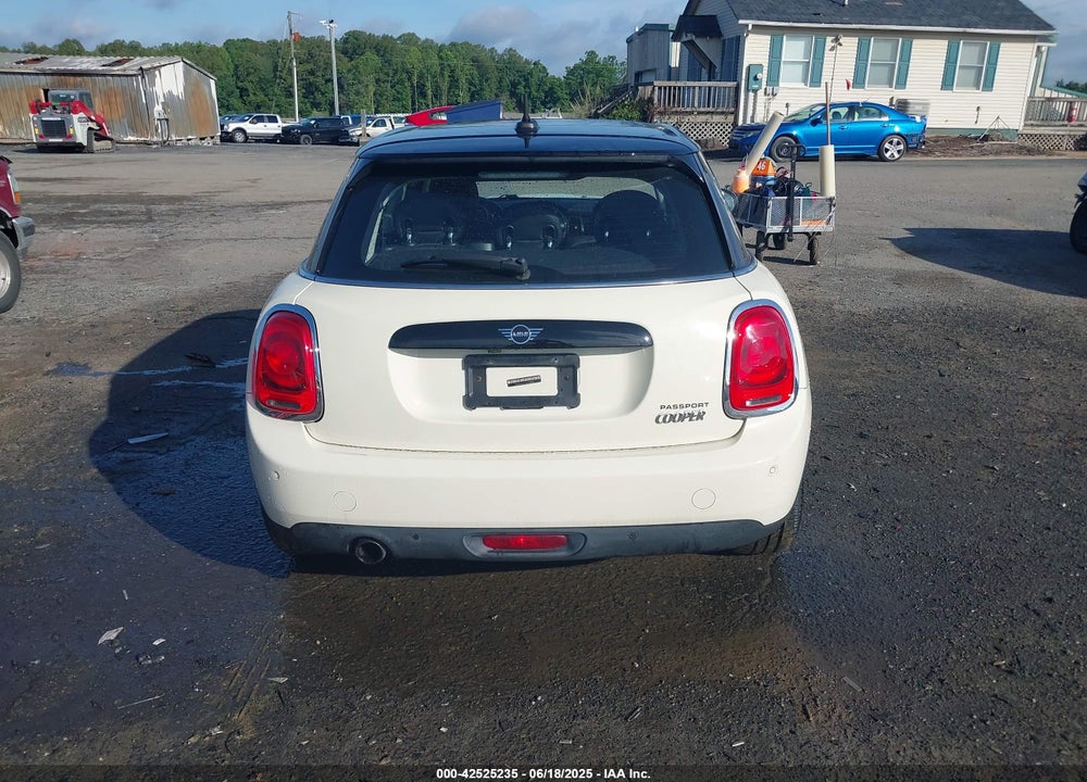 2019 MINI HARDTOP VIN: WMWXU1C5XK2J02832