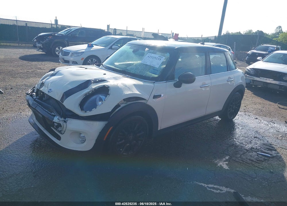 2019 MINI HARDTOP VIN: WMWXU1C5XK2J02832