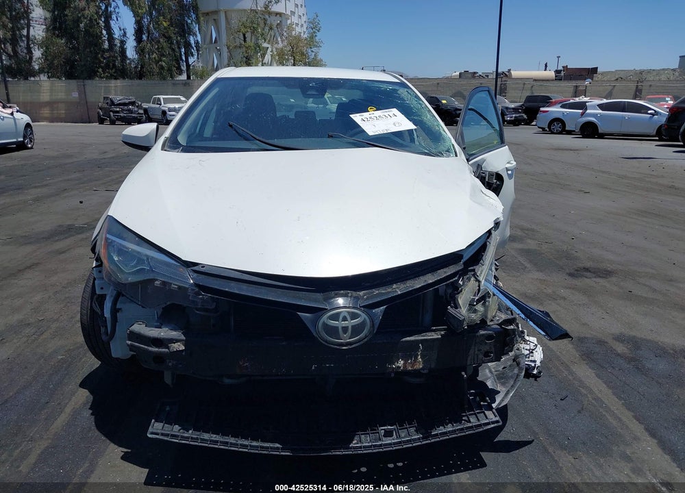 2018 TOYOTA COROLLA VIN: 5YFBURHE0JP798184