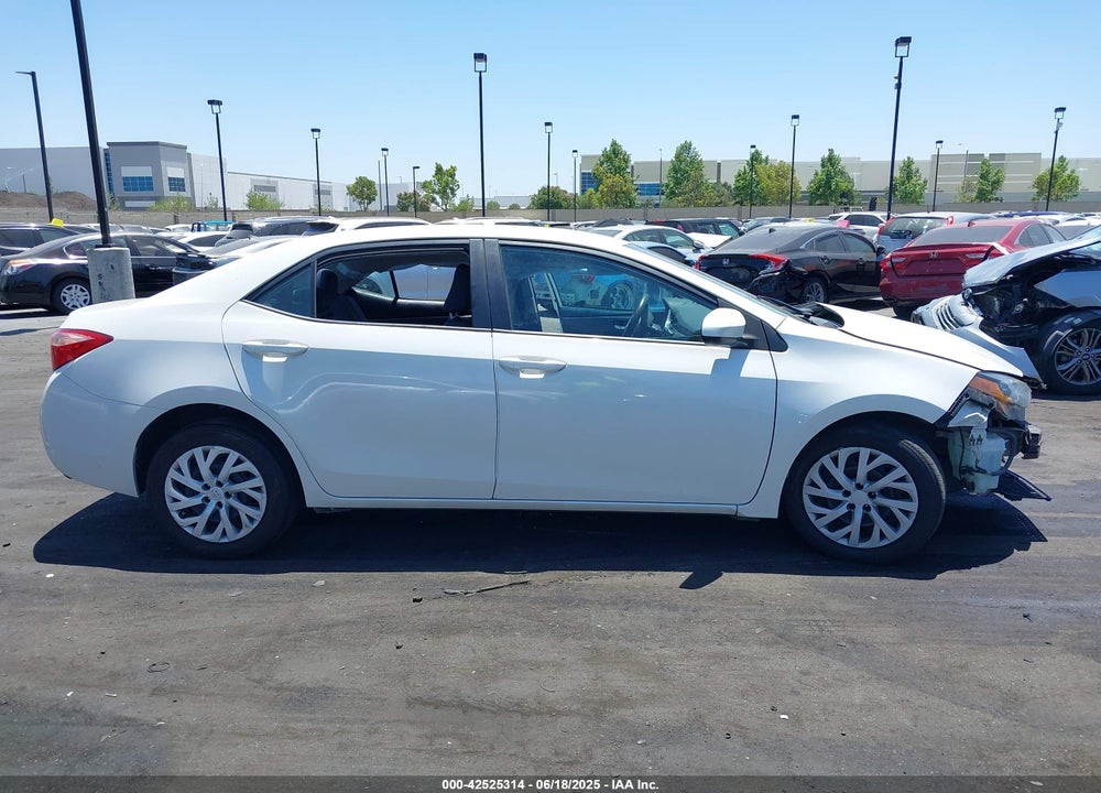 2018 TOYOTA COROLLA VIN: 5YFBURHE0JP798184