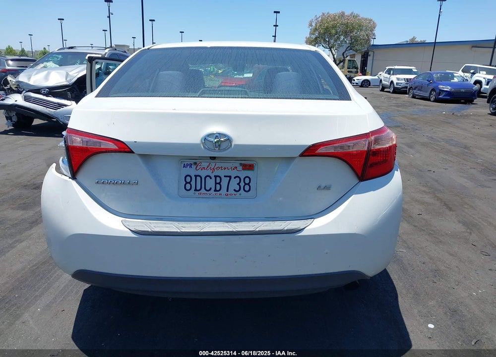 2018 TOYOTA COROLLA VIN: 5YFBURHE0JP798184