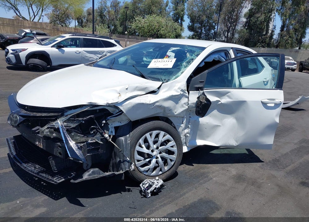 2018 TOYOTA COROLLA VIN: 5YFBURHE0JP798184