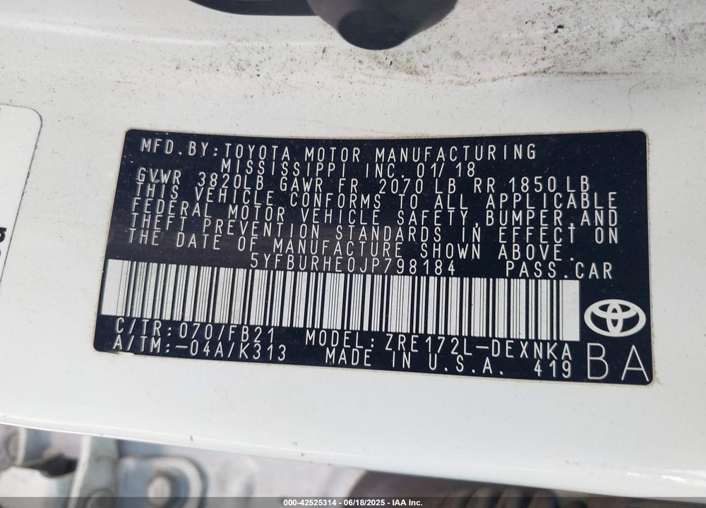 2018 TOYOTA COROLLA VIN: 5YFBURHE0JP798184