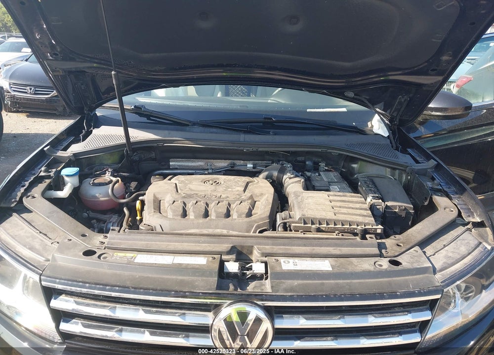 2020 VOLKSWAGEN TIGUAN VIN: 3VV2B7AX8LM101510