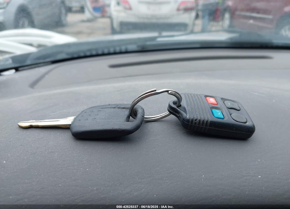 2002 MERCURY SABLE VIN: 1MEFM50U52G650143