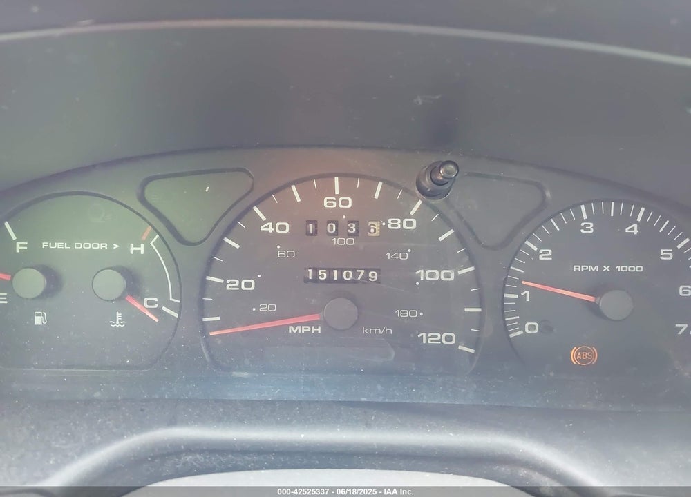 2002 MERCURY SABLE VIN: 1MEFM50U52G650143