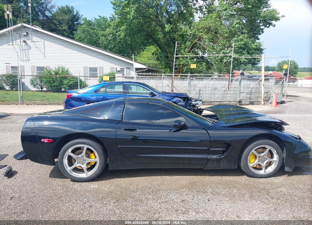 2002 CHEVROLET CORVETTE VIN: 1G1YY22G425113952