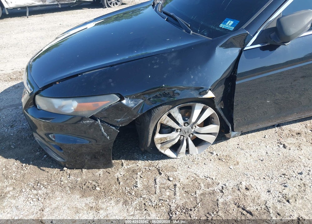 2012 HONDA ACCORD VIN: 1HGCS1A71CA017706