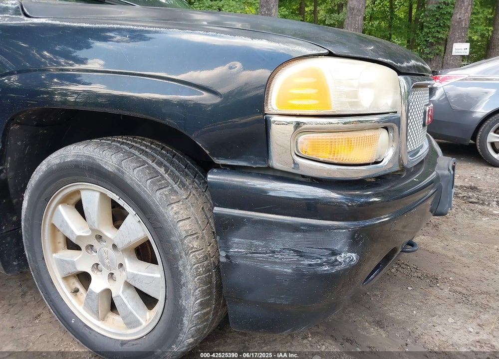 2005 GMC YUKON XL 1500 DENALI VIN: 1GKFK66U95J249131