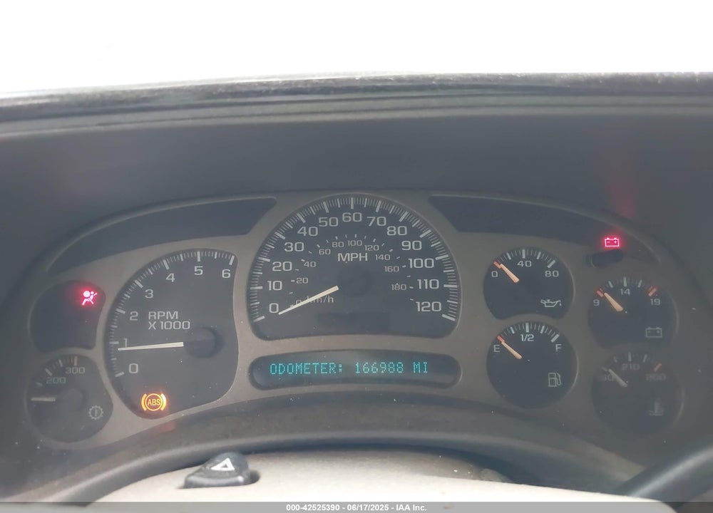 2005 GMC YUKON XL 1500 DENALI VIN: 1GKFK66U95J249131