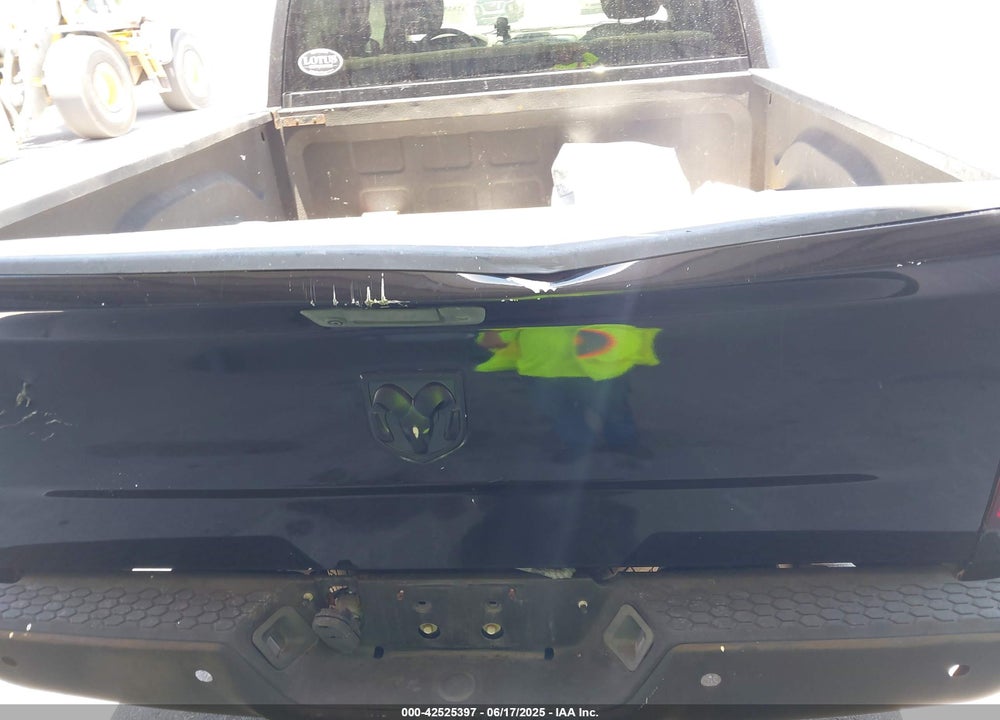 2015 RAM 1500 VIN: 1C6RR7KT4FS679319