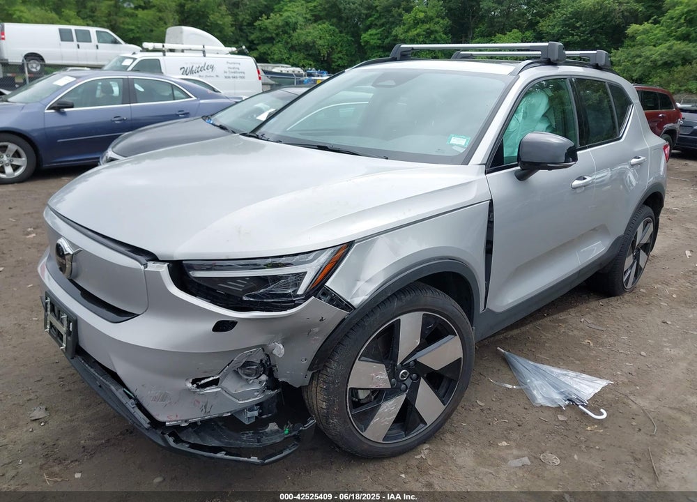 2023 VOLVO XC40 RECHARGE PURE ELECTRIC TWIN ULTIMATE VIN: YV4ED3UM1P2058851