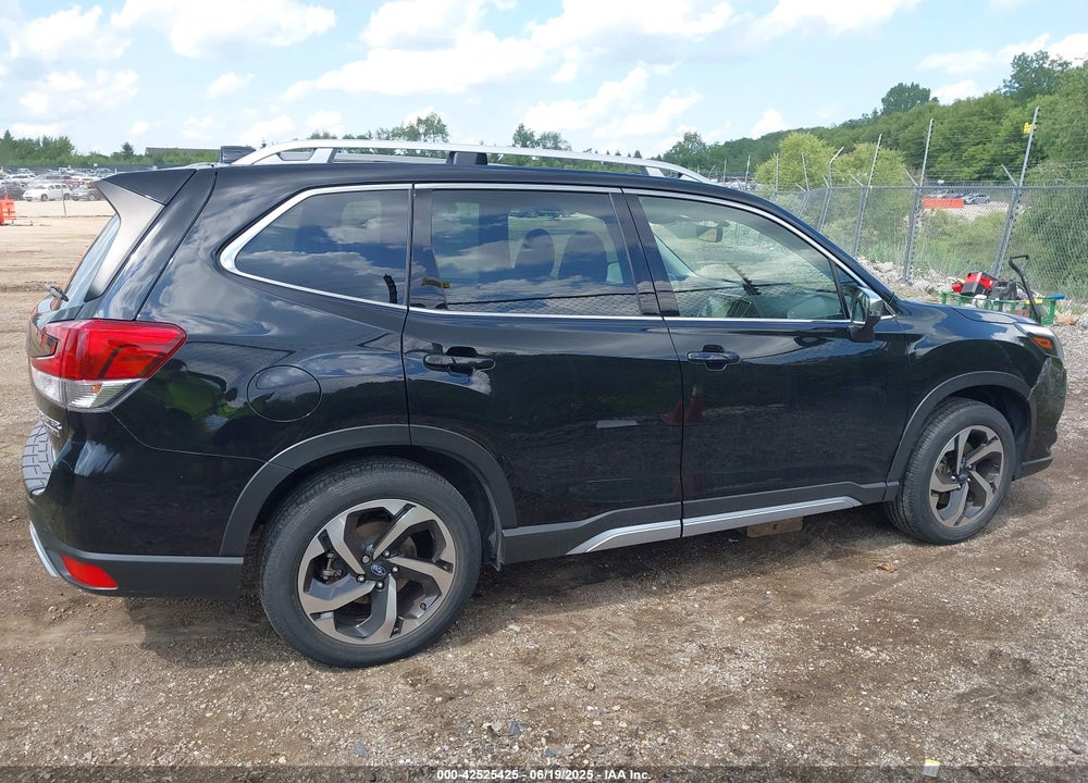 2022 SUBARU FORESTER VIN: JF2SKARC6NH529923