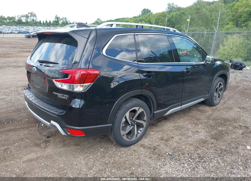 2022 SUBARU FORESTER VIN: JF2SKARC6NH529923