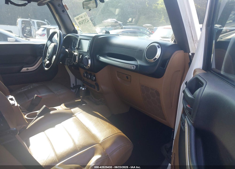 2011 JEEP WRANGLER UNLIMITED VIN: 1J4BA5H18BL557220