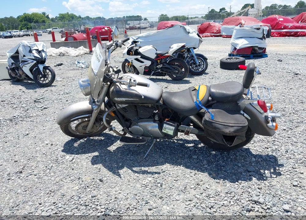 1998 HONDA VT1100 C3 VIN: 1HFSC3909WA003699