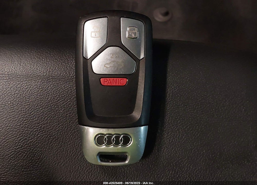 2021 AUDI Q5 VIN: WA1BAAFY0M2110401