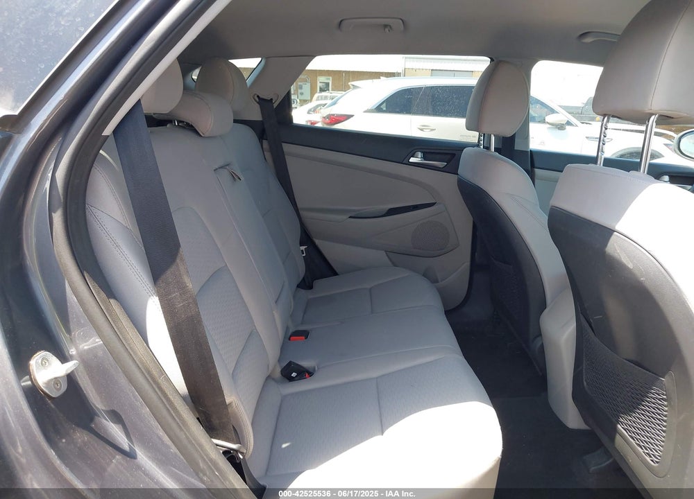2019 HYUNDAI TUCSON VIN: KM8J23A48KU894113