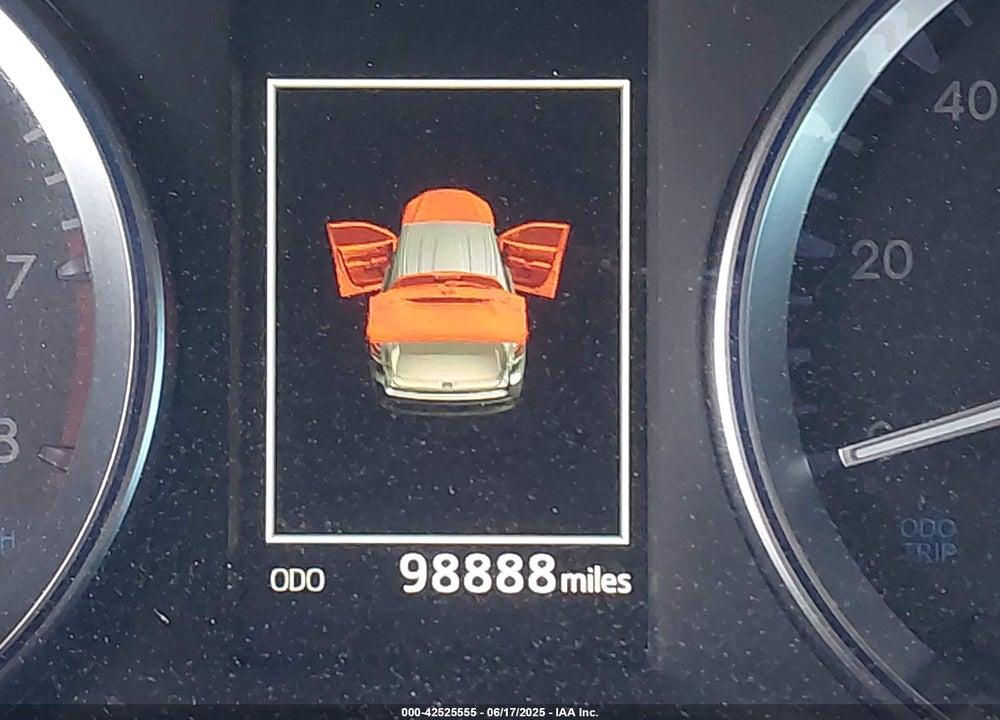 2019 TOYOTA HIGHLANDER VIN: 5TDKZRFH7KS346594