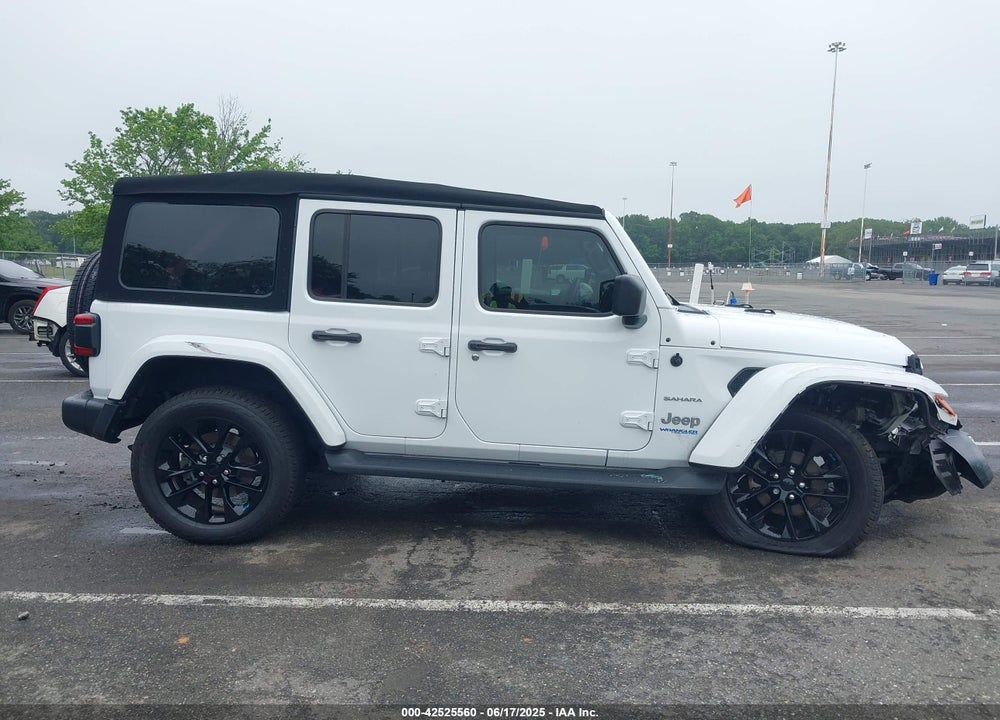 2022 JEEP WRANGLER 4XE UNLIMITED SAHARA 4X4 VIN: 1C4JJXP69NW229124