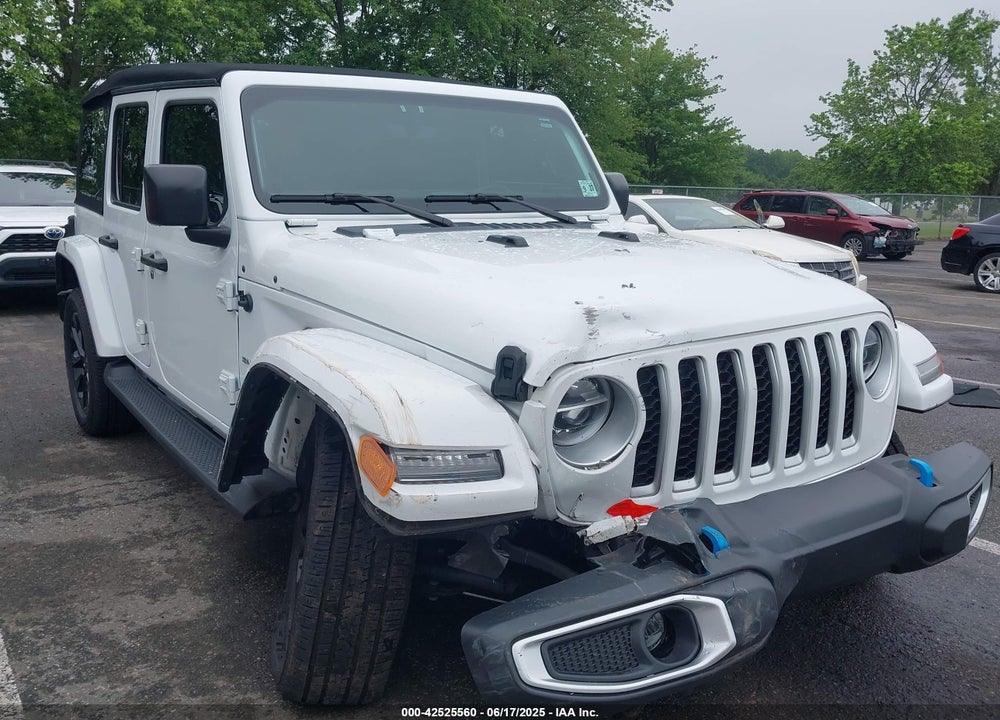 2022 JEEP WRANGLER 4XE UNLIMITED SAHARA 4X4 VIN: 1C4JJXP69NW229124