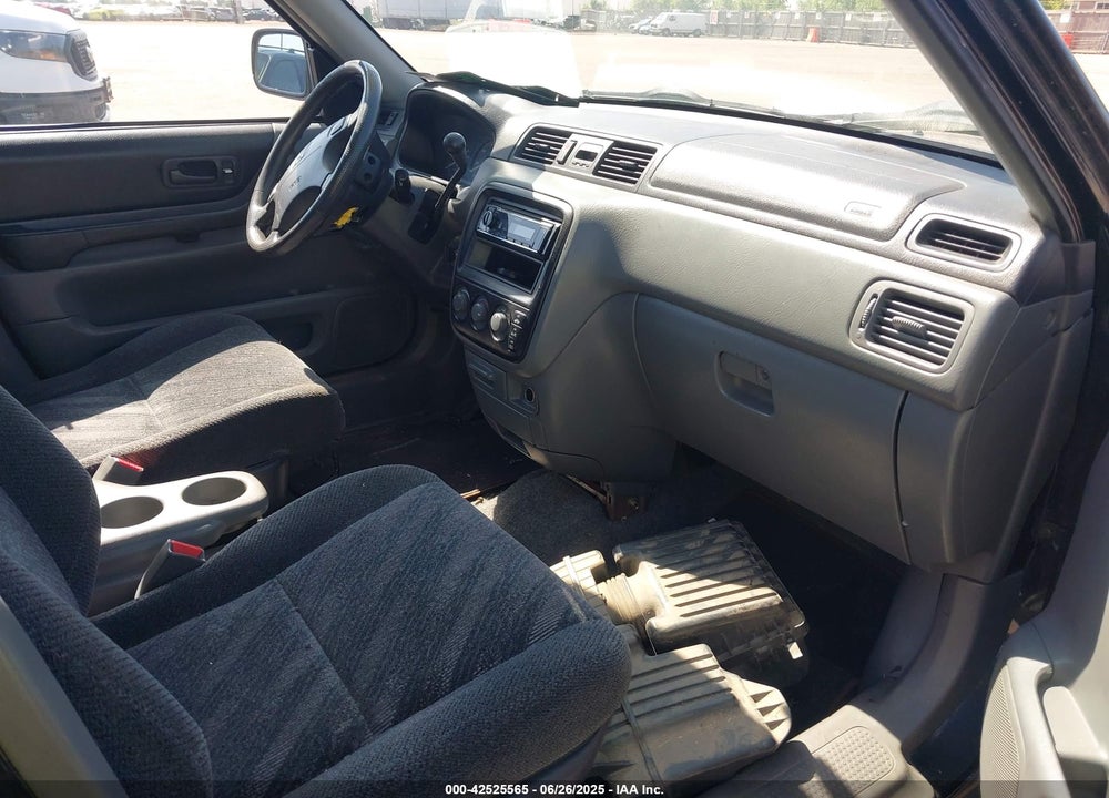 1998 HONDA CR-V EX VIN: JHLRD1866WC058988