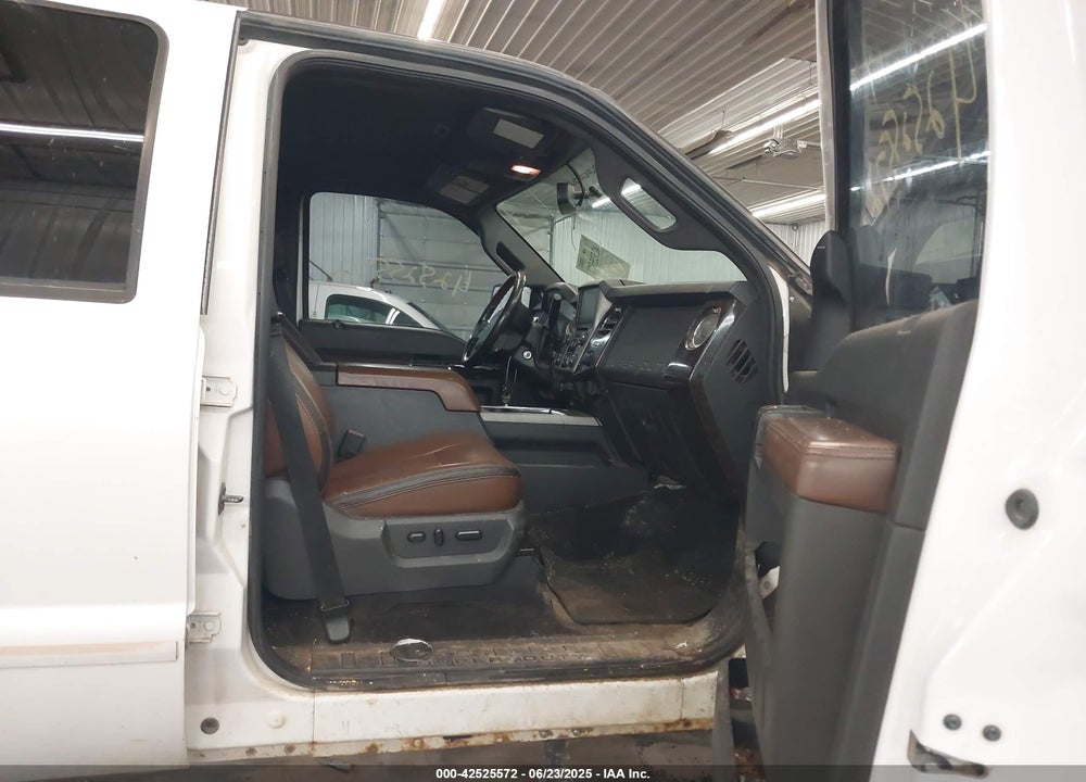 2014 FORD F-350 LARIAT VIN: 1FT8W3BT9EEB63184