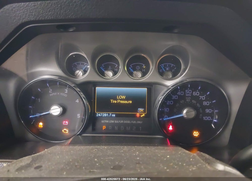 2014 FORD F-350 LARIAT VIN: 1FT8W3BT9EEB63184