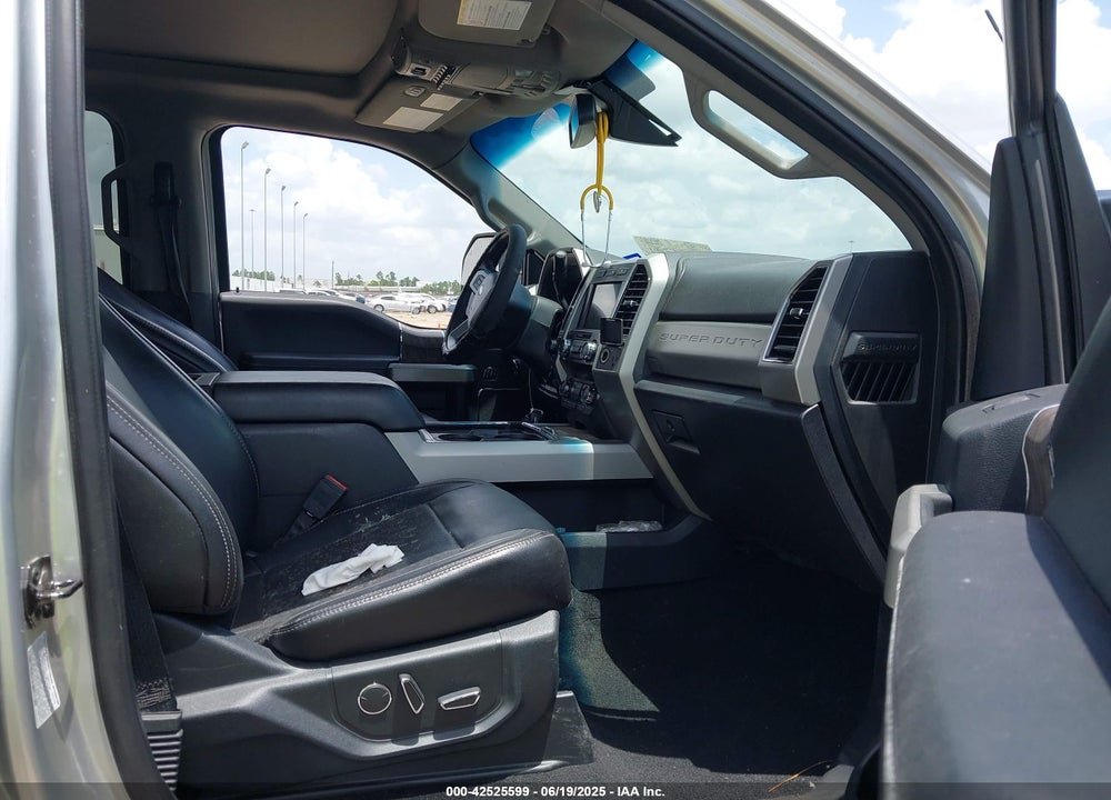 2019 FORD F-350 LARIAT VIN: 1FT8W3DT1KEF68738