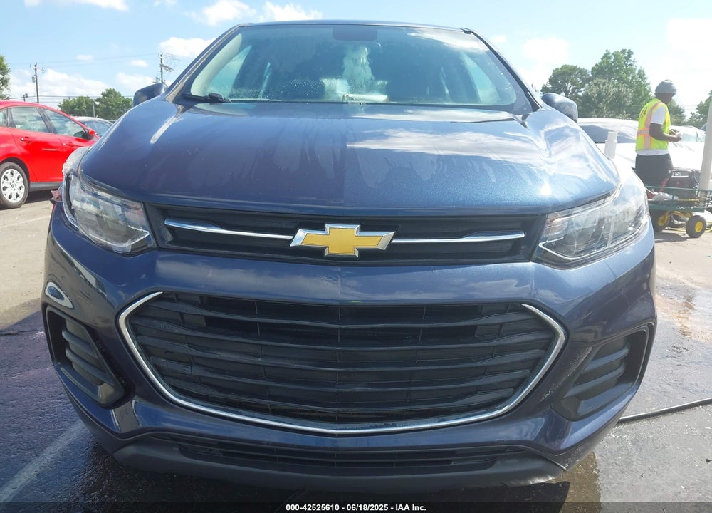 2018 CHEVROLET TRAX LS VIN: 3GNCJKSB9JL400302