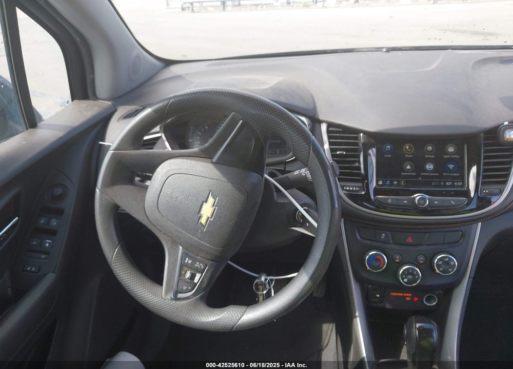 2018 CHEVROLET TRAX LS VIN: 3GNCJKSB9JL400302