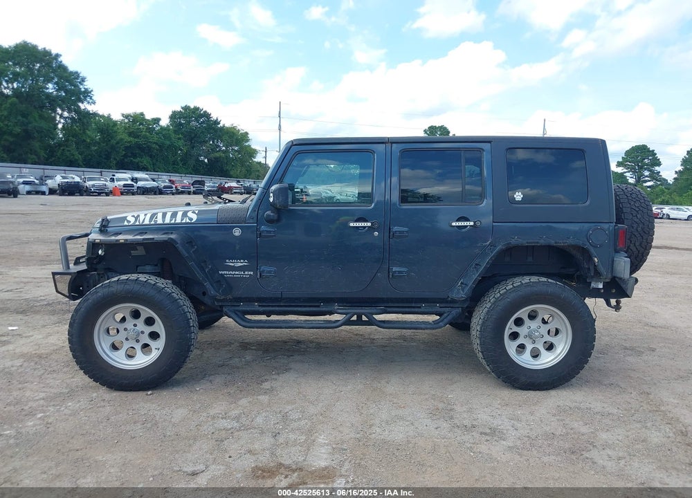 2008 JEEP WRANGLER UNLIMITED SAHARA VIN: 1J4GA591X8L520621