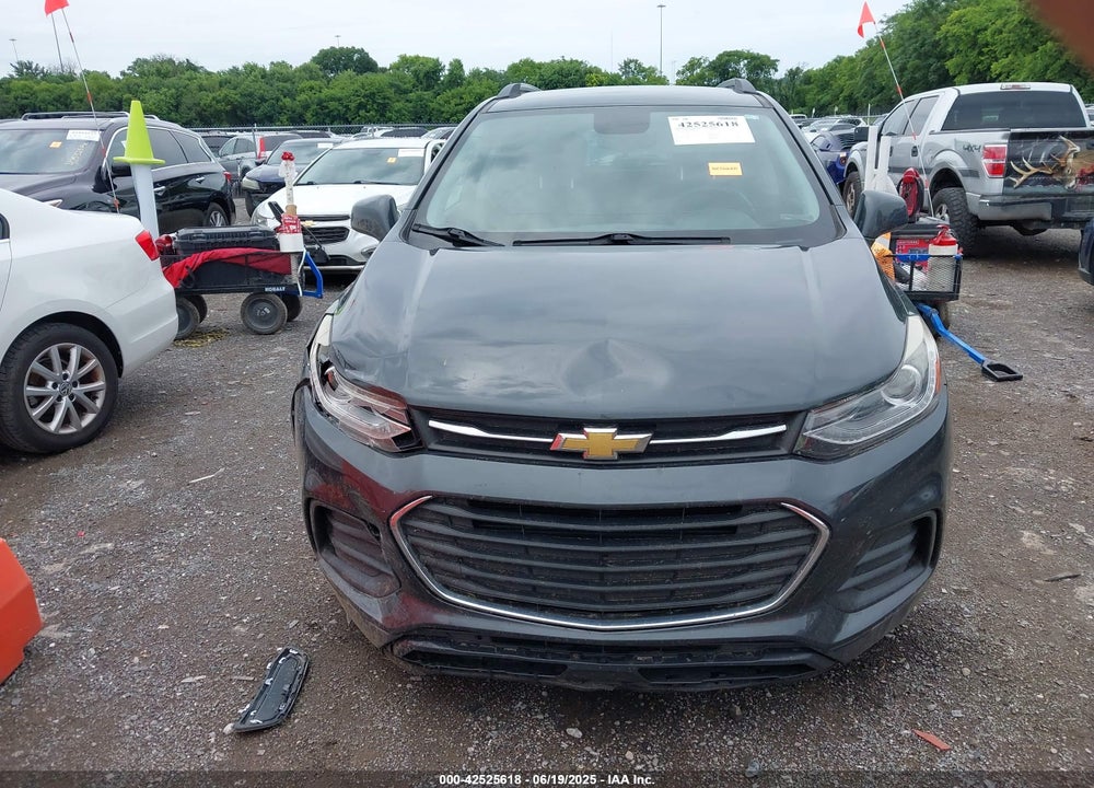 2018 CHEVROLET TRAX VIN: 3GNCJLSB2JL223646