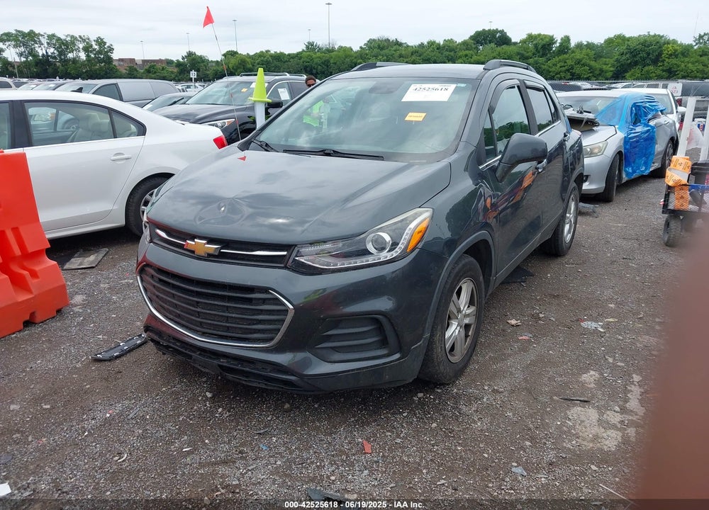 2018 CHEVROLET TRAX VIN: 3GNCJLSB2JL223646