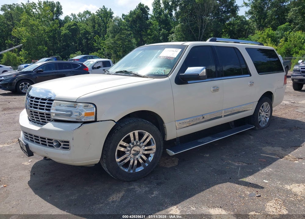 2007 LINCOLN NAVIGATOR L VIN: 5LMFL27507LJ13723