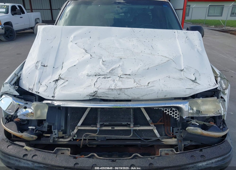 2004 GMC SIERRA 1500 SLE VIN: 2GTEC19T241412009