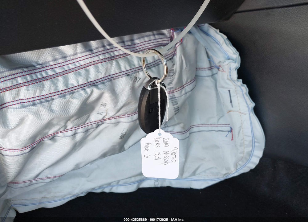 2019 NISSAN KICKS VIN: 3N1CP5CU7KL542452