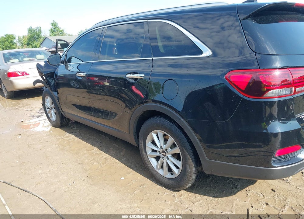 2019 KIA SORENTO VIN: 5XYPG4A39KG436191