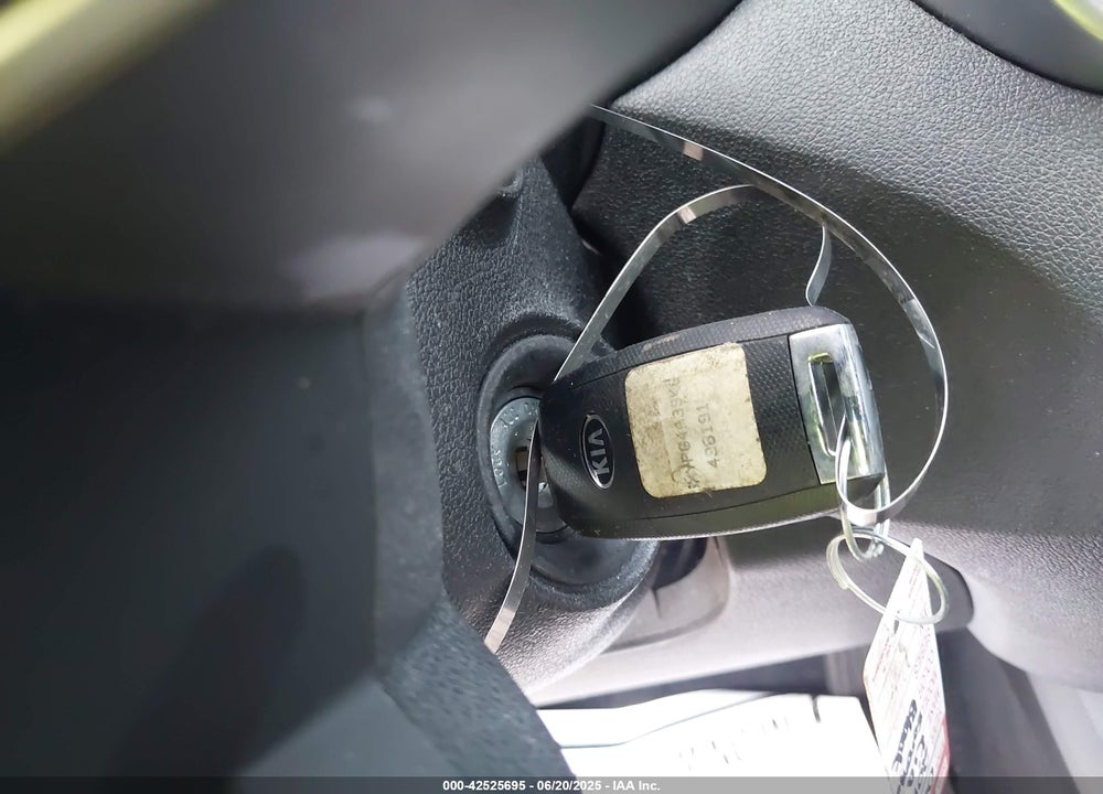 2019 KIA SORENTO VIN: 5XYPG4A39KG436191