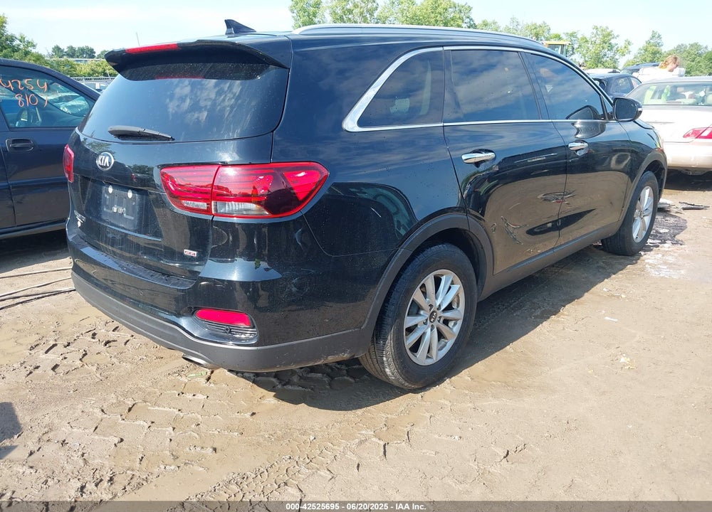 2019 KIA SORENTO VIN: 5XYPG4A39KG436191