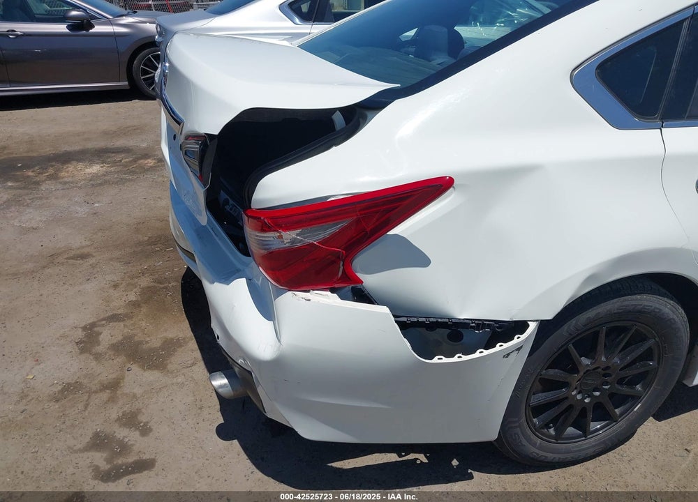 2018 NISSAN ALTIMA VIN: 1N4AL3AP3JC179391