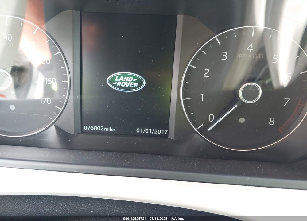 2020 LAND ROVER RANGE ROVER VELAR VIN: SALYB2EX2LA256971