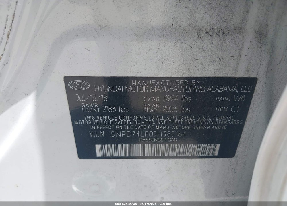 2018 HYUNDAI ELANTRA VIN: 5NPD74LF0JH385164