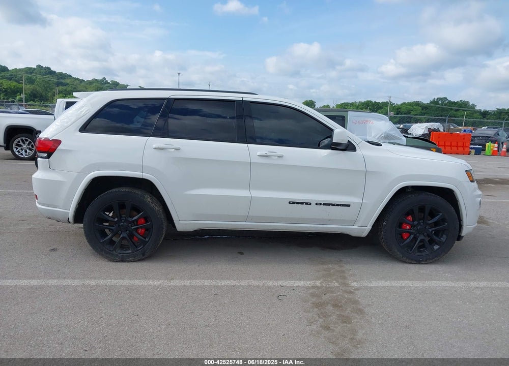 2017 JEEP GRAND CHEROKEE ALTITUDE 4X4 VIN: 1C4RJFAG4HC864739