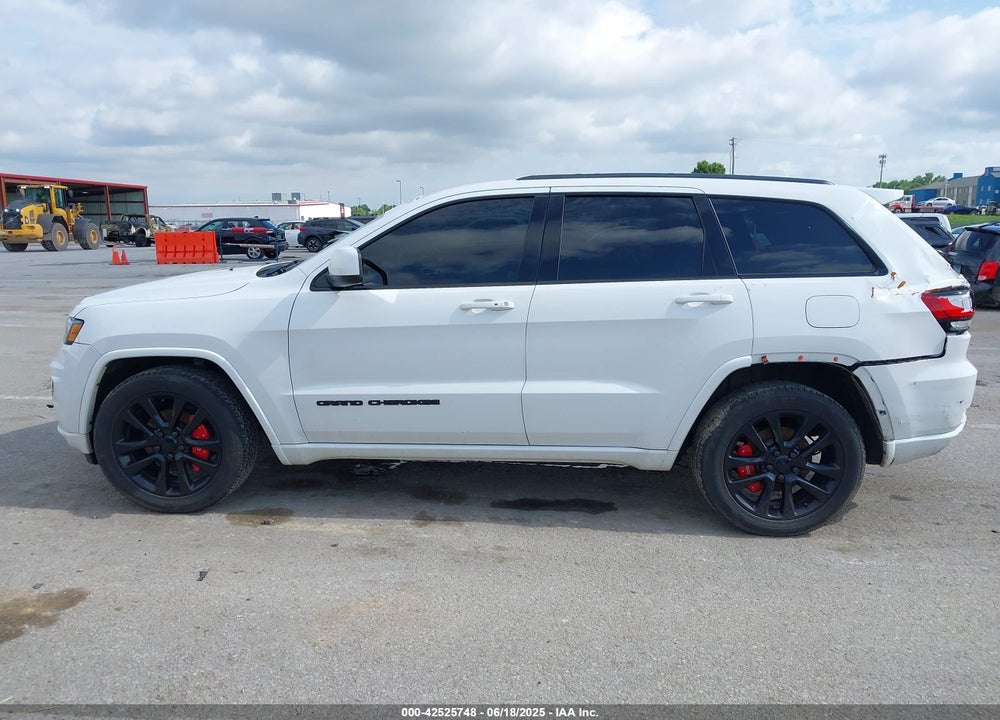 2017 JEEP GRAND CHEROKEE ALTITUDE 4X4 VIN: 1C4RJFAG4HC864739