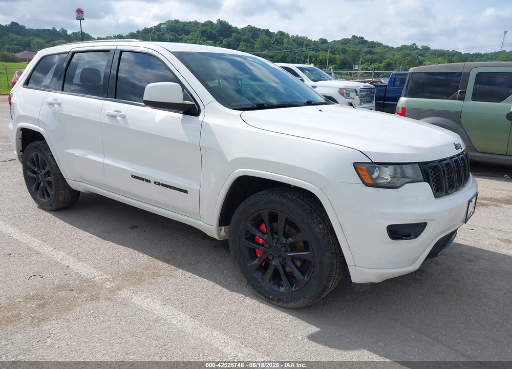 2017 JEEP GRAND CHEROKEE ALTITUDE 4X4 VIN: 1C4RJFAG4HC864739