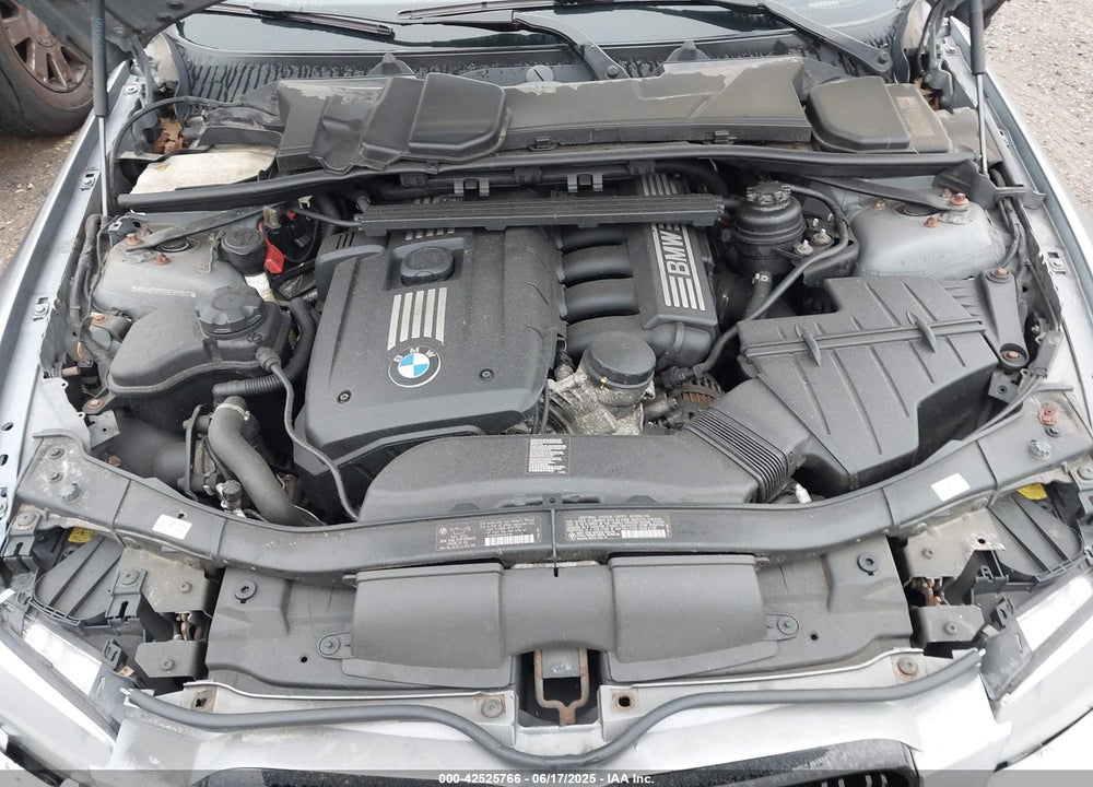 2011 BMW 3 SERIES VIN: WBAKF5C55BE655947