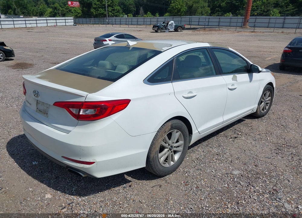 2015 HYUNDAI SONATA VIN: 5NPE24AFXFH223684